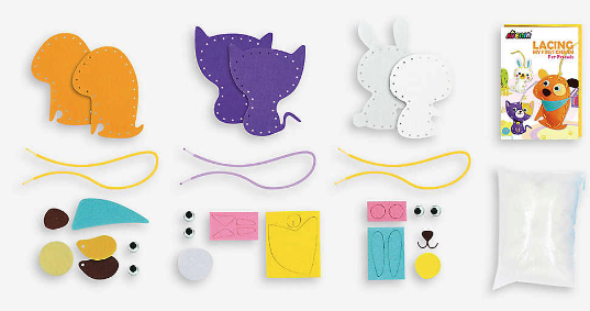 Conjunto de feltro com peças para trabalhos manuais e embalagem com texto em inglês