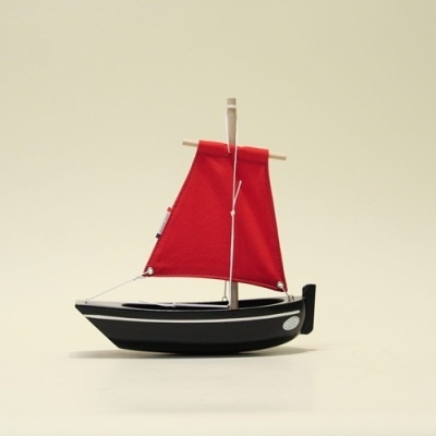 Barquinho de Madeira Le Misainier - Preto