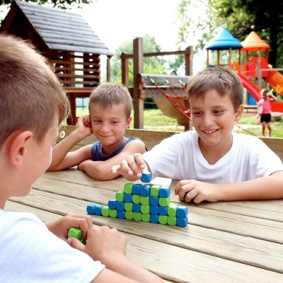 Jogo - Cubos de Conexão