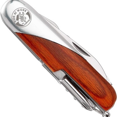 Canivete multifunções com cabo em madeira e metal com texto KIDS AT WORK