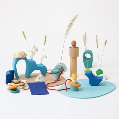 Small World - By the Water Grimm's