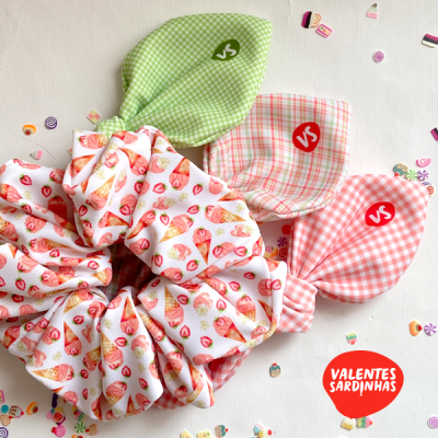Scrunchie Laço Morangos