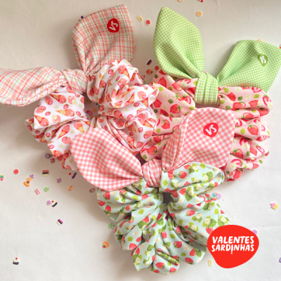 Scrunchie Laço Morangos