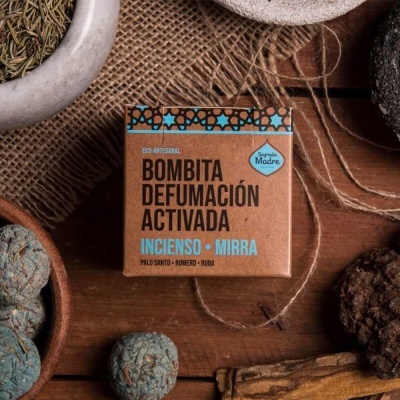 Bombitas Defumação Ativada Incenso e Mirra - Sagrada Madre