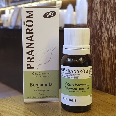Frasco e caixa de óleo essencial de Bergamota da PRANARÔM