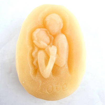 Noivos escultura em sabonete