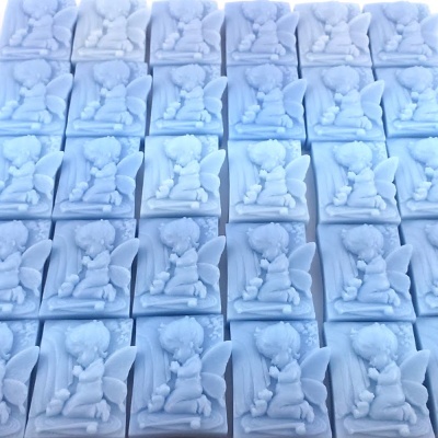 Anjo Menino em Sabonete