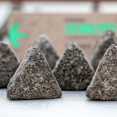 Incenso Triangular Geometria Sagrada Madre - 31 Ervas