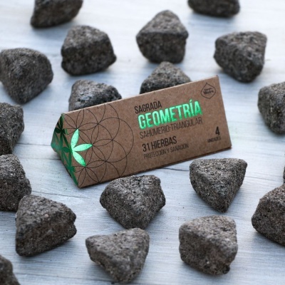 Incenso Triangular Geometria Sagrada Madre - 31 Ervas