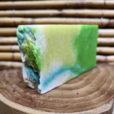 Sabão Natural Artesanal de Abacate & Banana