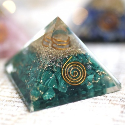 Pirâmides Orgonite