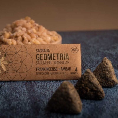 Incenso Triangular Geometria Sagrada Madre - Frankincense & Ambar