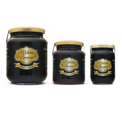 Três frascos de mel Melaria Limiana de diferentes tamanhos com tampas douradas e rótulos amarelos e pretos