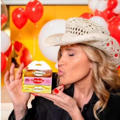 BEST&#x20;SELLER&#x26A1;Carmed&#x20;Hidratante&#x20;Labial&#x20;Ana&#x20;Castela&#x00A0;Leite&#x20;Condensado