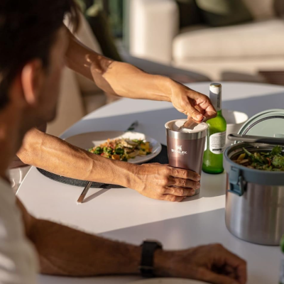 Cup&#x20;Cerveja&#x20;STANLEY&#x20;Classic&#x20;Stay-Chill&#x20;Bright&#x20;&#x2705;PRONTA&#x20;ENTREGA