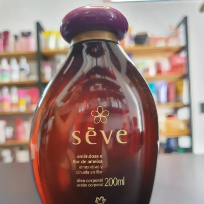 Óleo Corporal Sève Amêndoas e Flor de Ameixa 200ml Natura Óleo Corporal Sève Amêndoas e Flor de Ameixa 200ml Natura