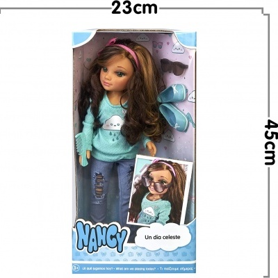 Boneca de 43 cm com Cabelo Castanho Ondulado
