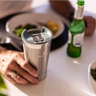 Cup&#x20;Cerveja&#x20;STANLEY&#x20;Classic&#x20;Stay-Chill&#x20;Bright&#x20;Abridor&#x20;de&#x20;Garrafas&#x20;Embutido&#x20;&#x2705;PRONTA&#x20;ENTREGA