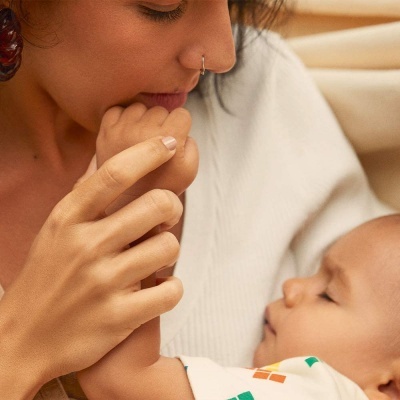 NATURA&#x20;-&#x20;&#x00C1;gua&#x20;de&#x20;Col&#x00F3;nia&#x20;Mam&#x00E3;e&#x20;e&#x20;Bebe