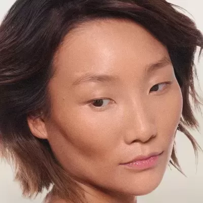 Mascavo&#x20;Shape&#x20;Stick&#x20;Contorno&#x20;em&#x20;Bast&#x00E3;o&#x20;Latte&#x20;6g