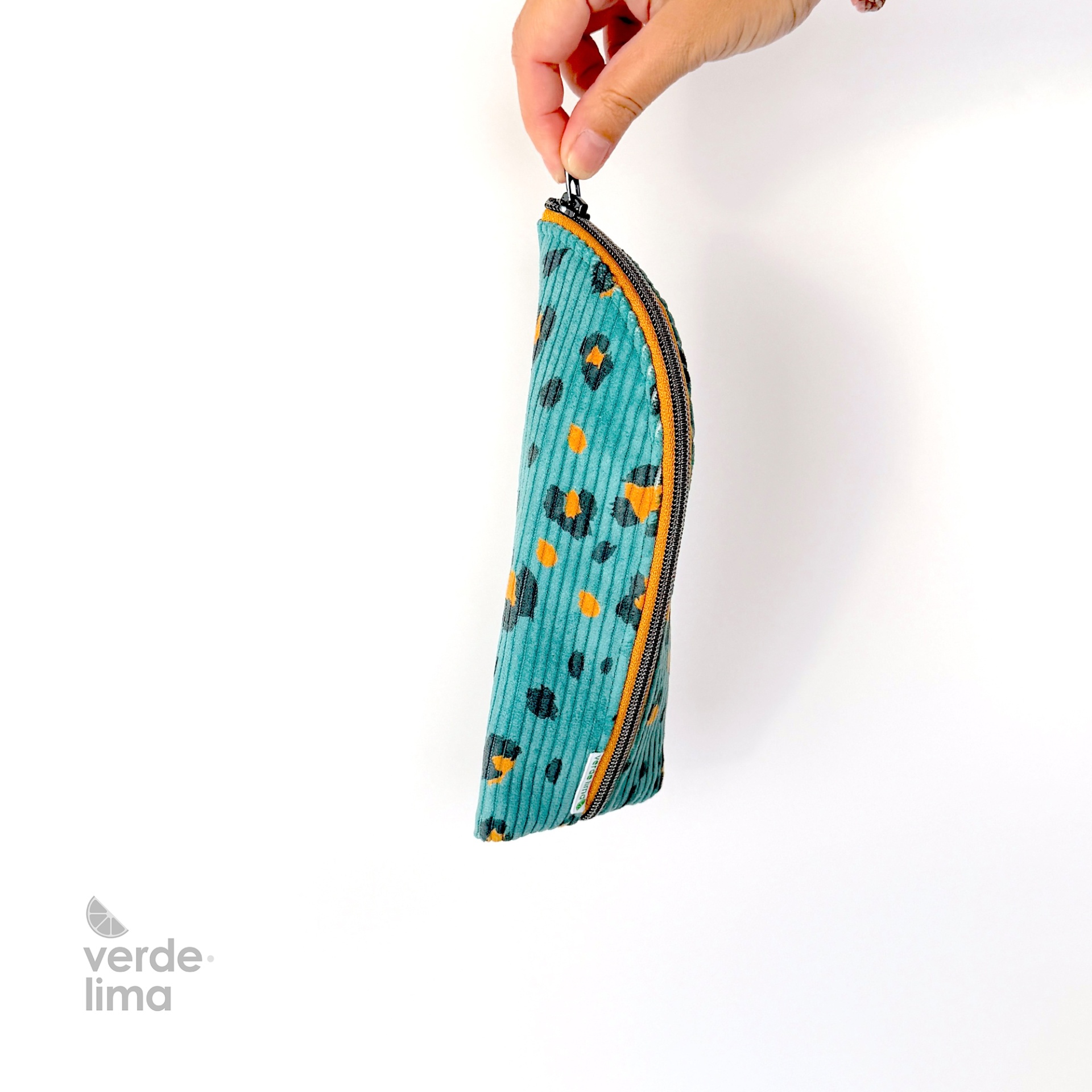 Estojo meia lua - Bombazine Estojo meia lua - Bombazine