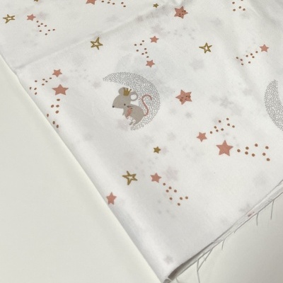 Retalho 28cm x 150cm -Tecido de algodão - Ratinho nas estrelas - Ratinho na lua fundo branco