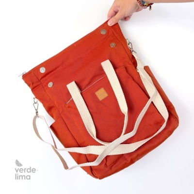 Mochila multiposições - Sarja tijolo Mochila multiposições - Sarja tijolo