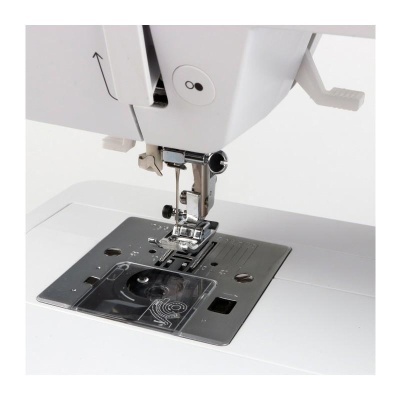 Máquina de costura BERNETTE Chicago 5