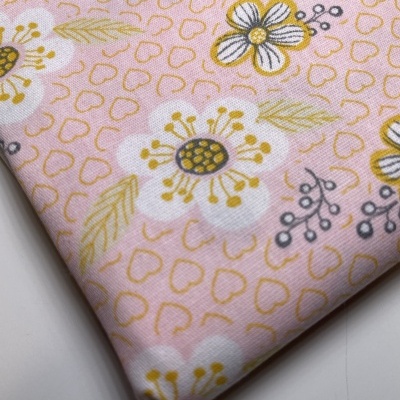 Retalho 32x150cm -Nova Contemporânea - Flores e corações