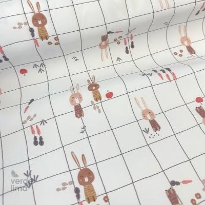 Tecido raincoat - Coelhinhos na horta