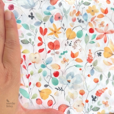 Tecido de Algodão - Estampado digital - Flores de outono