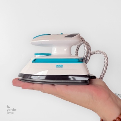 Mini Ferro de Engomar com vapor