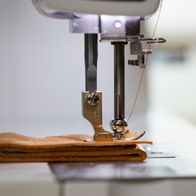 Máquina de costura Bernette B08 Straight Stitch