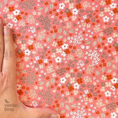 Tecido de Algodão - Flores fundo salmão