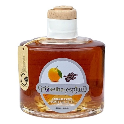 Groselha-Espim Laranga e Café Licor