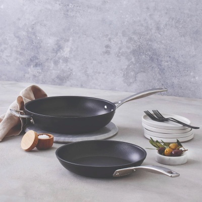 Le Creuset Set 2 Frigideiras Baixas de Alumínio Antiaderente Utensílios