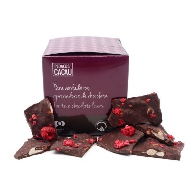 Pedaços de Cacau Crocantes de Framboesa e Amêndoa Fabrico Artesanal