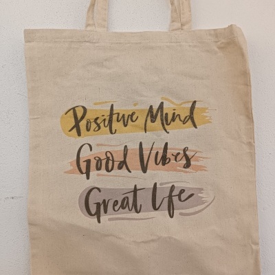 Tote bag