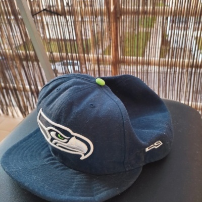 Seattle Seahawks NFL Hat Cap New Era Fitted (7 3/8) "Very Good"