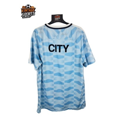 https://www.vsvintagesports.com/product/manchester-city-training-shirt-2017-2018-l