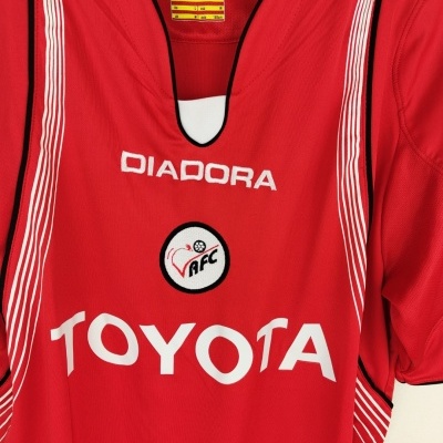 https://www.vsvintagesports.com/product/valenciennes-fc-home-shirt-2007-2008-m