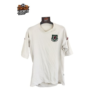 https://www.vsvintagesports.com/product/wales-away-shirt-2002-2003-xl-2