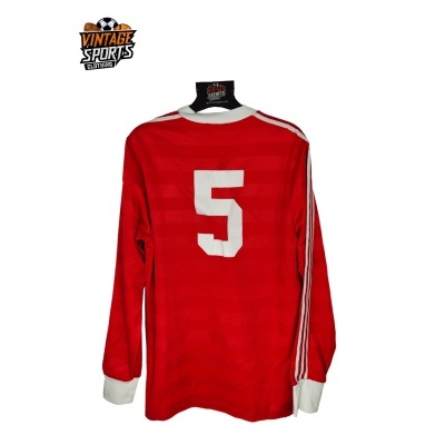 https://www.vsvintagesports.com/product/vintage-adidas-football-shirt-red-white-1980s-m