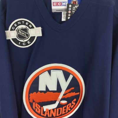 https://www.vsvintagesports.com/product/new-york-islanders-ice-hockey-jersey-nhl-2000s-m