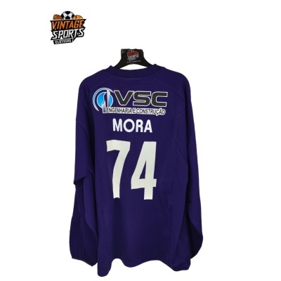 https://www.vsvintagesports.com/product/matchworn-rio-ave-fc-goalkeeper-shirt-2006-2007-xl-74-mora