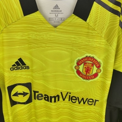 Manchester United Goalkeeper Shirt 2021-2022 (M) Manchester United Goalkeeper Shirt 2021-2022 (M)
