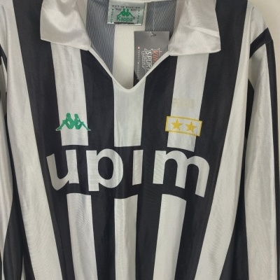 https://www.vsvintagesports.com/product/juventus-home-shirt-1991-1992-m