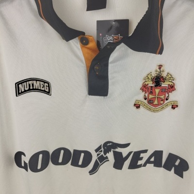 https://www.vsvintagesports.com/product/wolverhampton-wanderers-fc-away-shirt-1994-1996-m