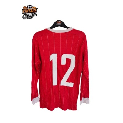https://www.vsvintagesports.com/product/vintage-vegasport-football-shirt-red-1970s-m-12