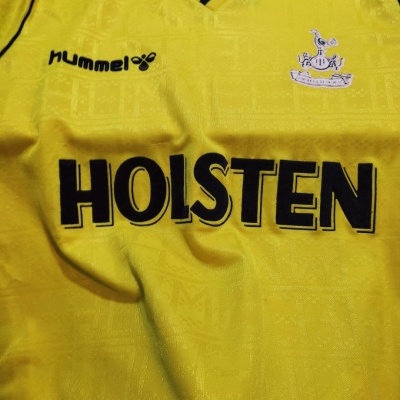https://www.vsvintagesports.com/product/tottenham-hotspur-away-shirt-1988-1991-m-hummel-jersey